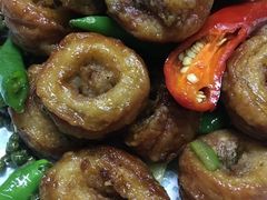 -闯关东东北农家菜(崂山石老人店)