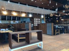 大堂-劳顶笨咖啡(益华广场店)