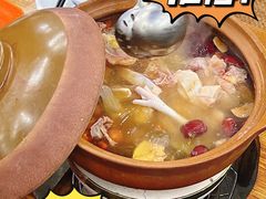 -广味炭炉鸡煲(宝业路分店)