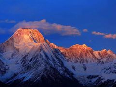 -贡嘎雪山