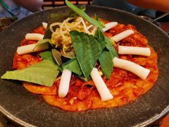 铁板章鱼五花肉-春熙台韩国料理·章鱼肥牛(西丽店)