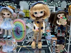 -泡泡玛特POPMART(侨福芳草地店)