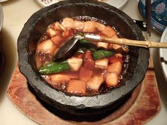 石锅沃豆腐-桂满陇-十里风荷(合生汇店)