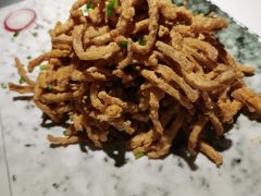 金沙蛋黄焗茶树菇-嘉厨小馆(宜山路店)