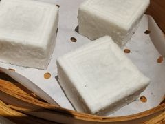 传统豆沙方糕-逸道(益丰·外滩源店)