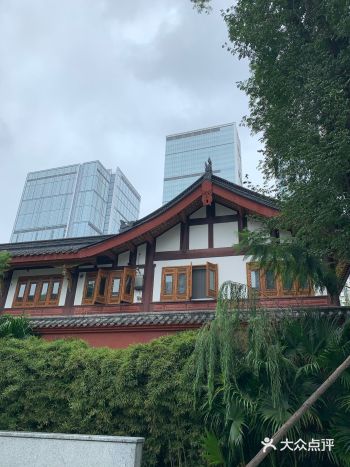 十一总是让人感觉很短暂，很仓促，很急急忙忙