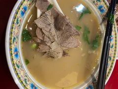 -金杨拉面王小吃面馆·牛三宝面·红烧牛肉粉