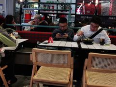 大堂-肥汁米蘭香港米线(长宁来福士店)