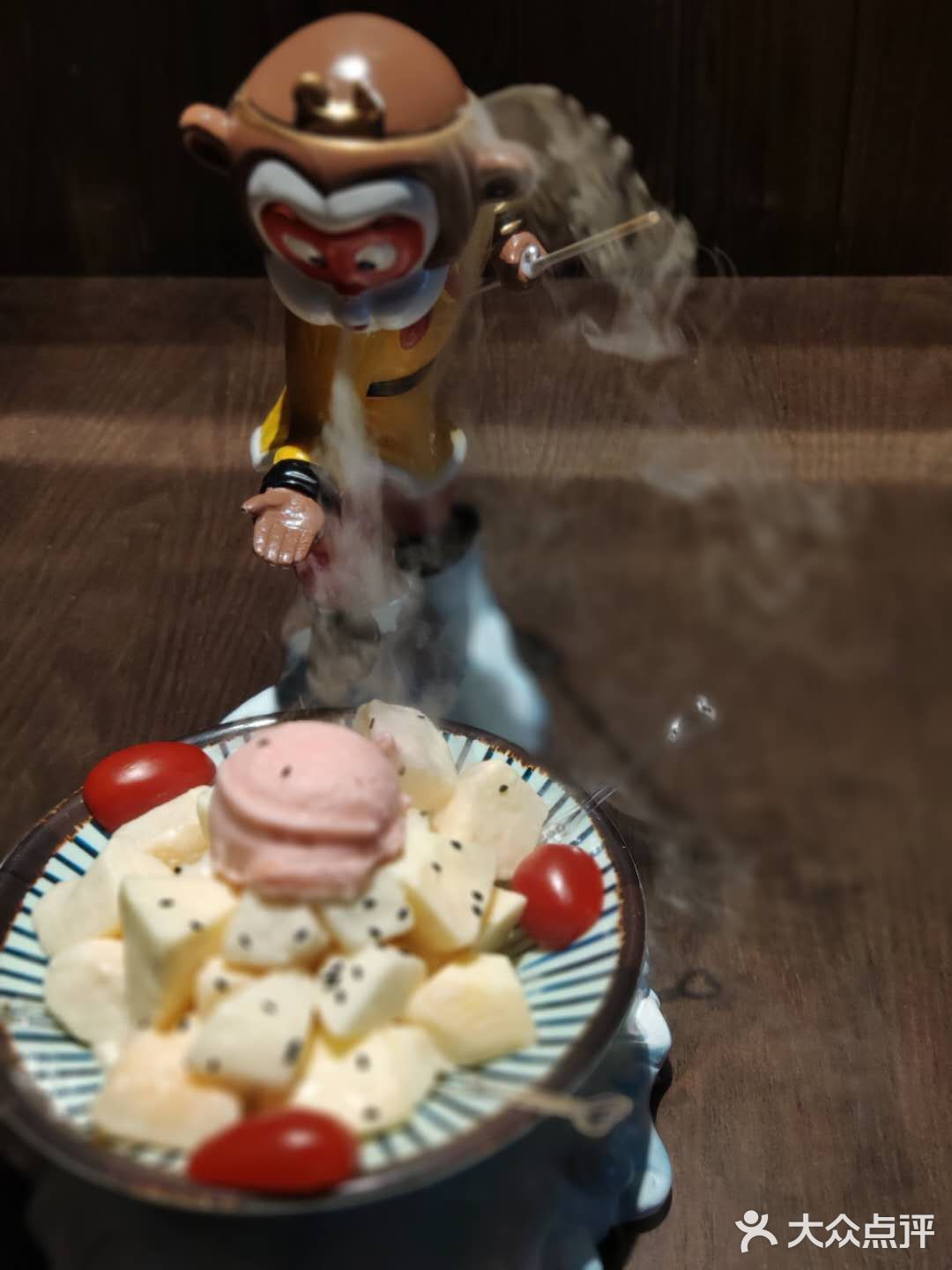 今日份美食打卡，满满的都是诱惑吧，鱼谦  脆皮烤鱼