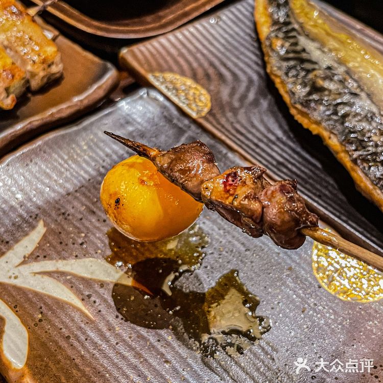 值得N刷的烧鸟店🍢会爆浆的提灯很难不爱💕