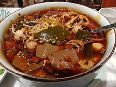 -渝信川菜 · 川味家常菜(财富购物中心店)