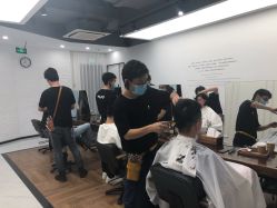 -程Studio