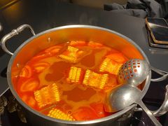 -鲜入唯煮·港式海鲜牛肉火锅(金宝街店)