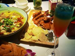 虾仁咸蛋黄焗南瓜-胡桃里音乐酒馆(下沙店)
