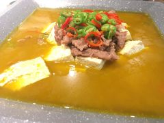 -有红鸡毛店·川菜(建设路店)