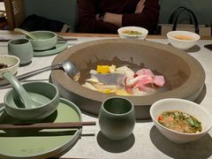 原味原汁锅-鲜潭蒸汽石锅鱼(五道口购物中心店)