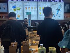 -抱抱地球咖啡馆(国家海洋博物馆店)