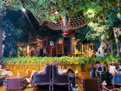 等候区-奇幻丛林(佛罗伦萨小镇店)