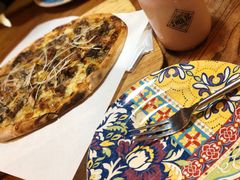 -I HOLIC艾豪丽披萨(KKone店)