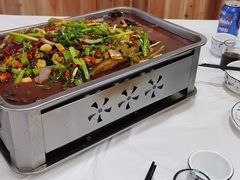 -乡土特色.冷锅鱼.牦牛肉汤锅