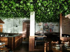 大堂-三里屯土灶炖公鸡地锅鸡(江东店)