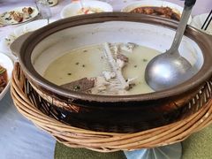 -天乐农家鱼头王(天目湖店)