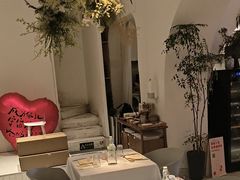 -春树下·树屋花房西餐厅(罍街AS1980店)