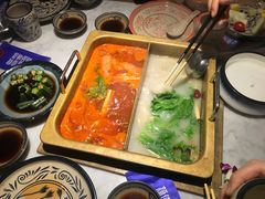 -尚尚仙·酸汤猪手·猪肚鸡火锅(华联万柳购物中心店)