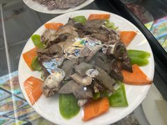 -华龙特色大骨鸡农家菜馆