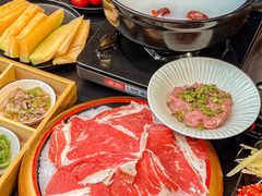 -牛牛和牛海鲜粥底火锅(长虹国际城店)