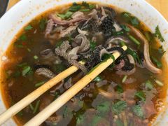 -白老大羊杂碎稍麦