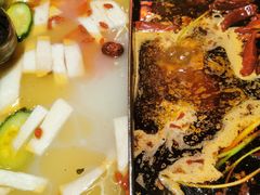 -百年川椒重庆老火锅(光谷店)