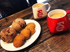 -HIGH FIVE哈福手工汉堡(桂林路店)