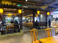 -八一路好吃街(雨田商务大厦店)