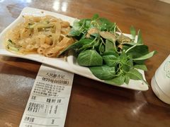 凉拌荆芥-合记烩面(人民路店)