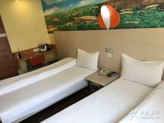 -文星酒店(广州北京路步行街海珠广场地铁站店)