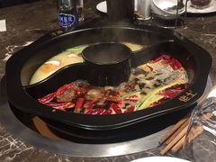 -佬土鹅肠火锅(解放路店)