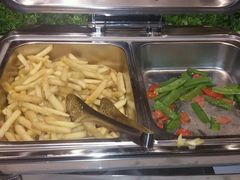 -鑫海汇海鲜烤肉火锅自助(七彩城店)