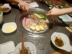 -一家东北烤肉(华大店)