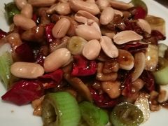 宫保鸡丁-龙门阵茶屋川菜馆(武康路店)