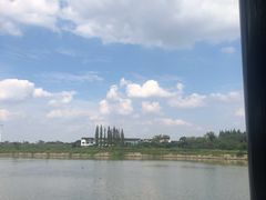 -梁鸿国家湿地公园