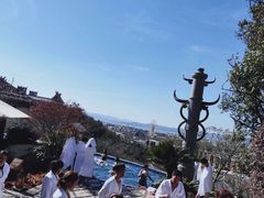 -七彩云南古滇温泉山庄