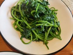 -莲餐厅·湖北菜·潜江小龙虾店(愚园路店)