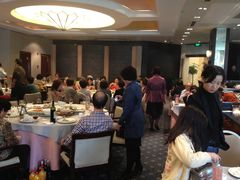 -御花园·粤菜·海鲜火锅(中山公园店)