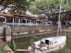 -喜洲吧·江畔老船厂·庭院餐厅(喜临院店)
