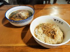 -矮子粉店1985·长沙米粉(湘春路店)
