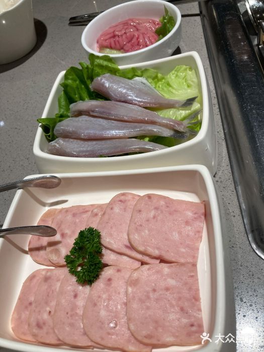 海底捞火锅(摩尔百货店)捞派巴沙鱼片图片