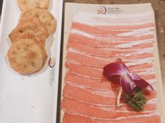 -小龙坎火锅(湖滨银泰in77店)