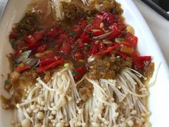 花甲蒸金针菇-鑫皇朝酒店(建设一路店)