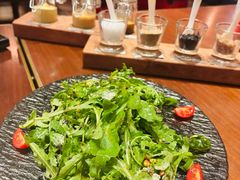 -恰餐厅及酒吧 CHAR Bar & Grill (北京丽都皇冠假日店)